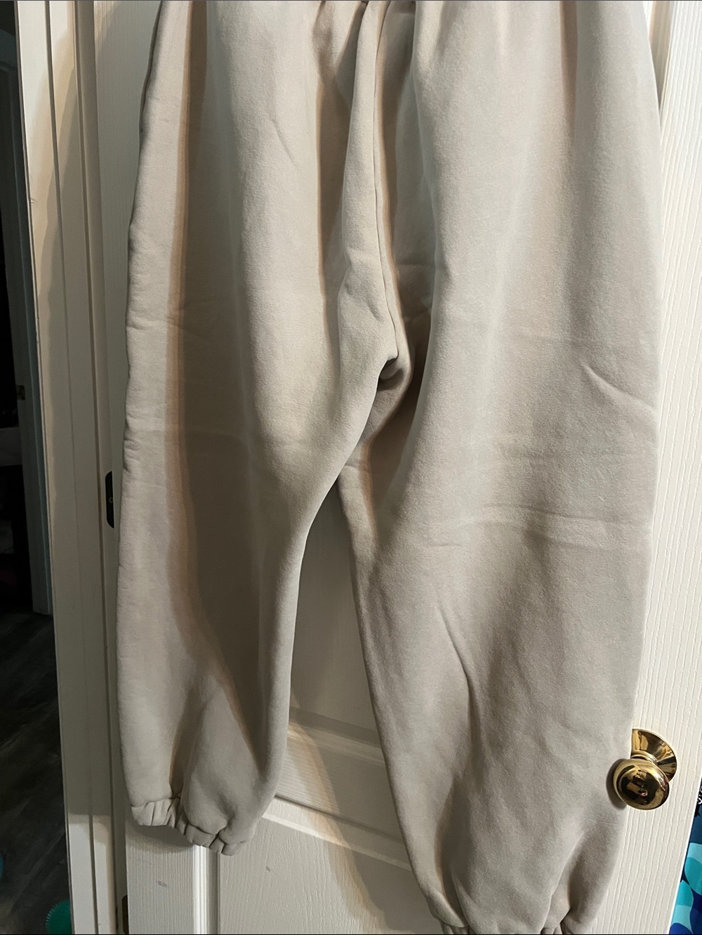 COMFRT Men's Beige Jogger Sweatpants – Elastic Waist & Cuffed Ankles - Picture 4 of 5